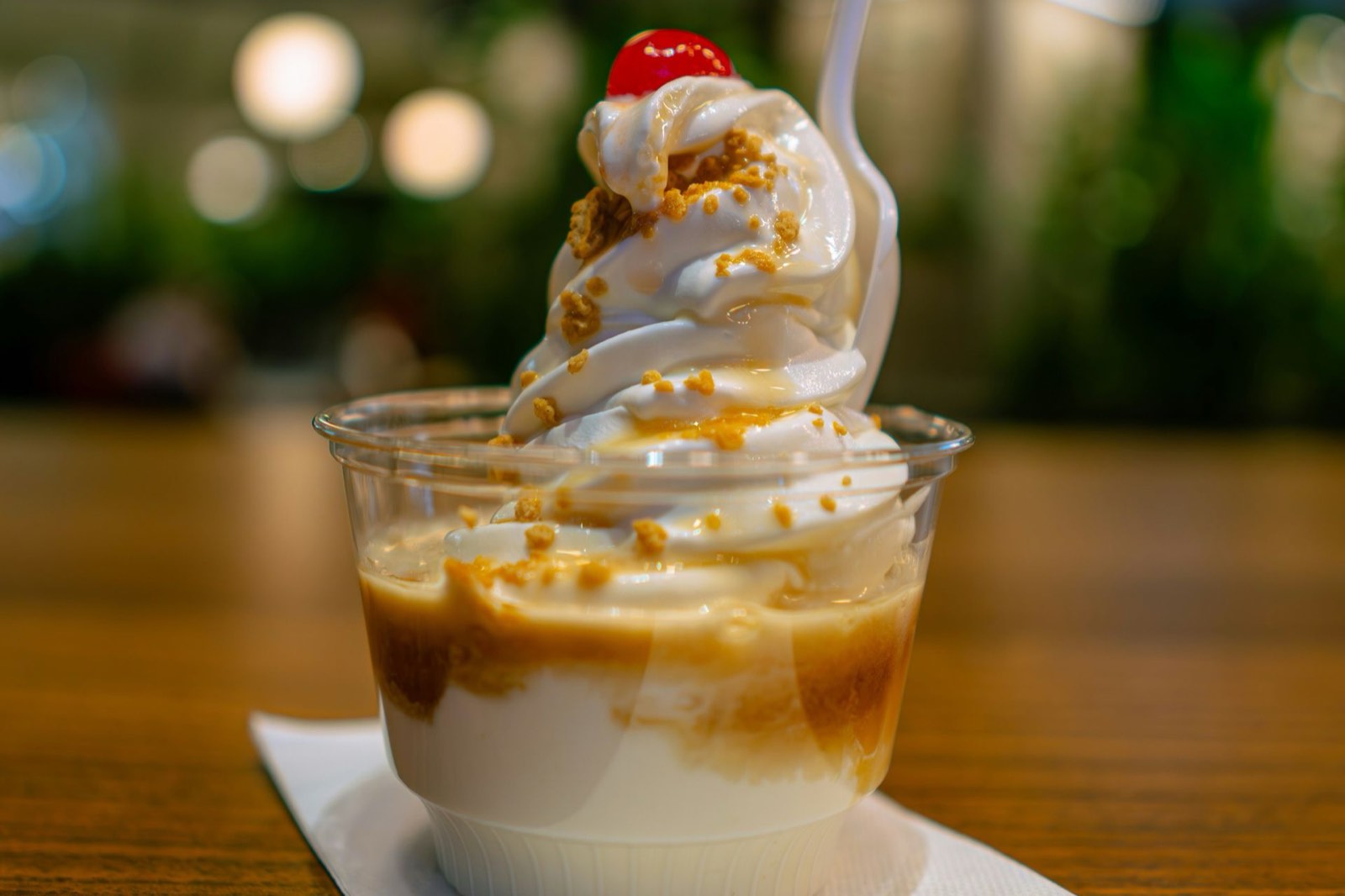 Glace vanille, cœur de nougatine